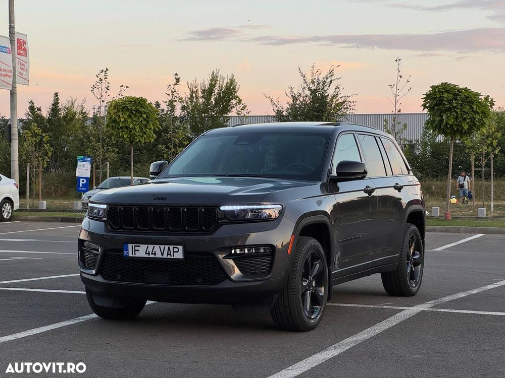 Jeep Grand Cherokee - 1