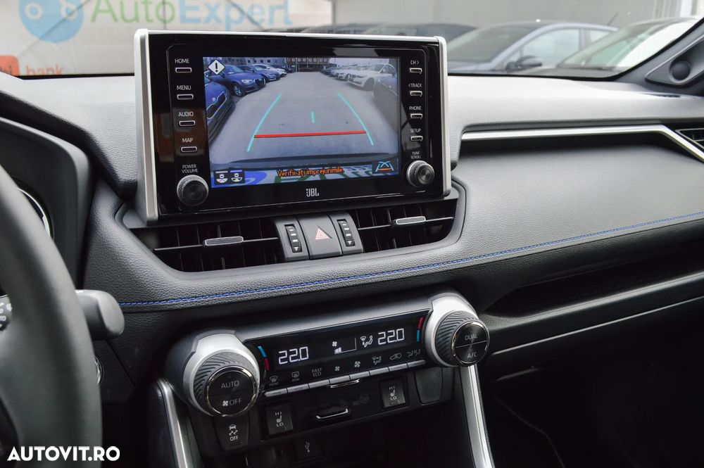 Toyota RAV4 2.5 4x4 Team Deutschland - 7