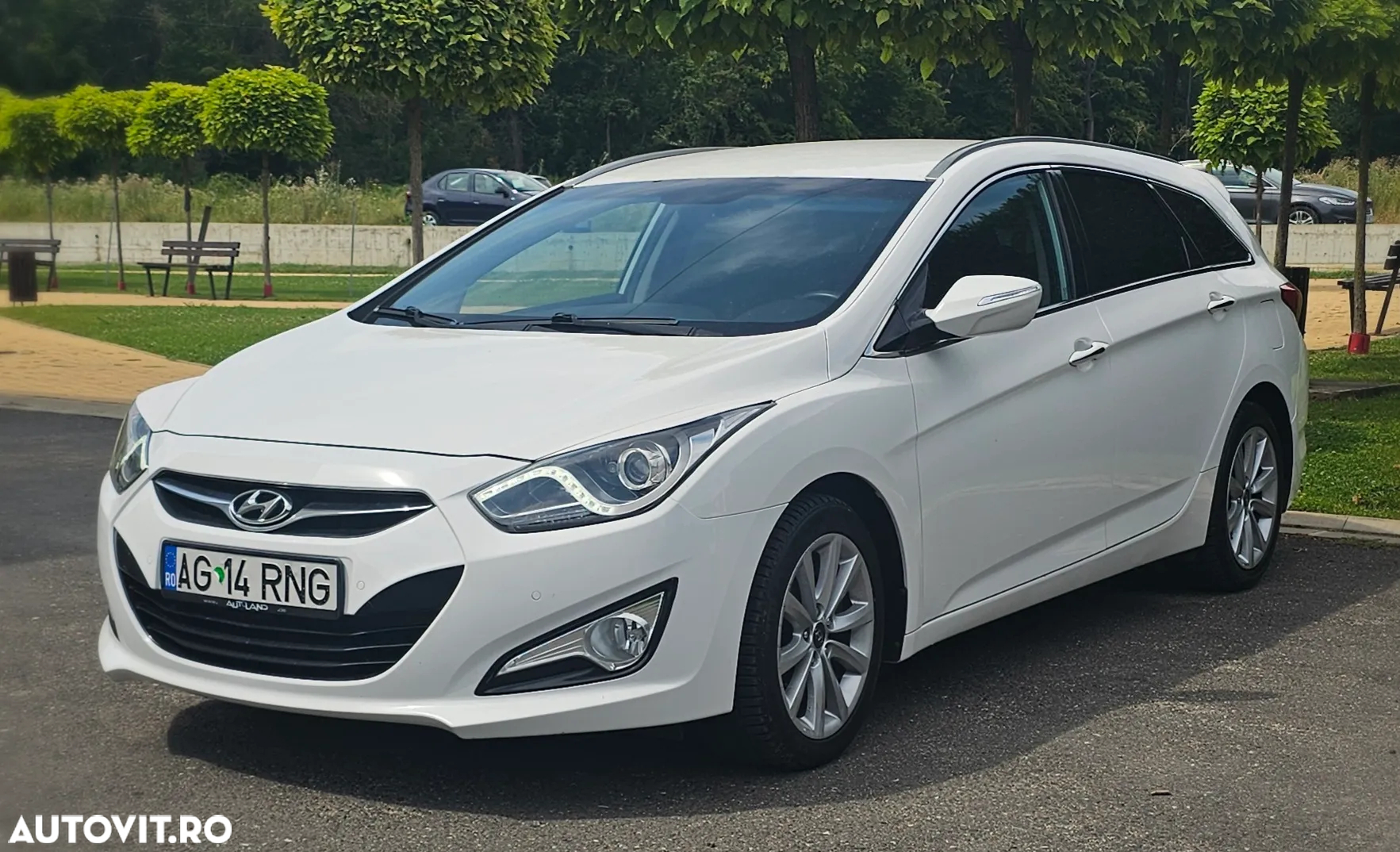 Hyundai i40 1.7 CRDI DPF Wagon Exclusive - 12