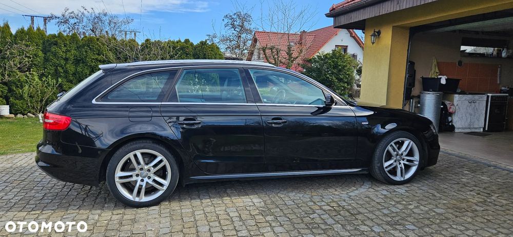 Audi A4 Avant 2.0 TDI DPF clean diesel multitronic S line Sportpaket - 2