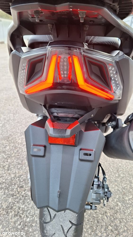 Kymco AK 550 - 26