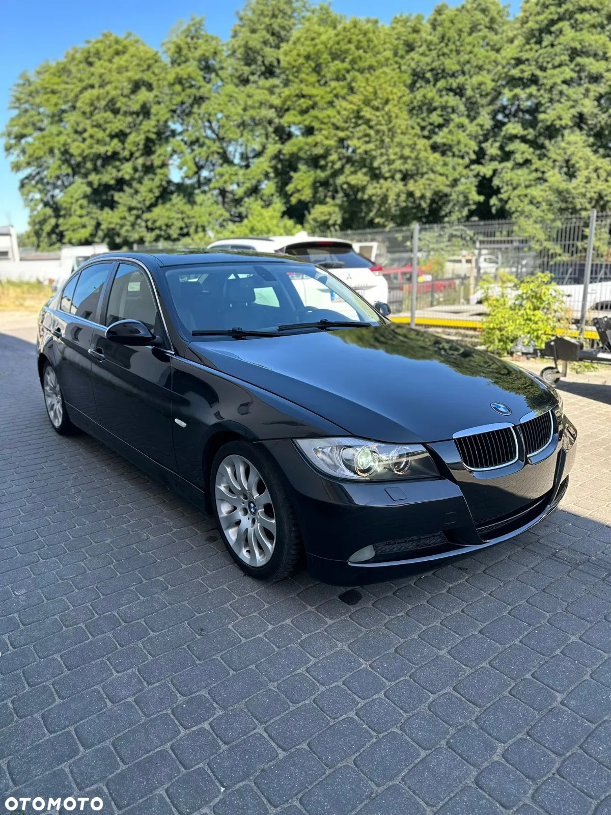 BMW Seria 3 325i - 2