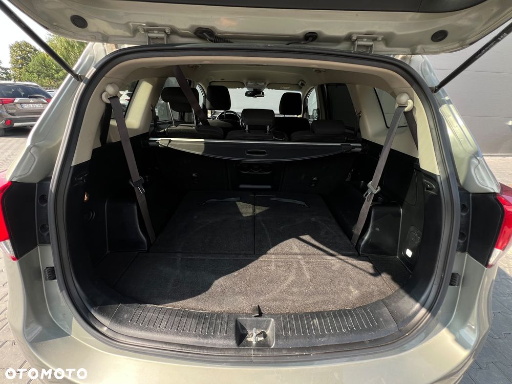 Kia Carens 1.6 GDI Business Line 7os EU6 - 17