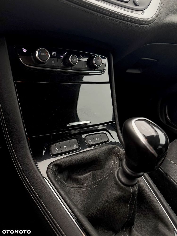 Opel Grandland X 1.2 T Innovation S&S - 20