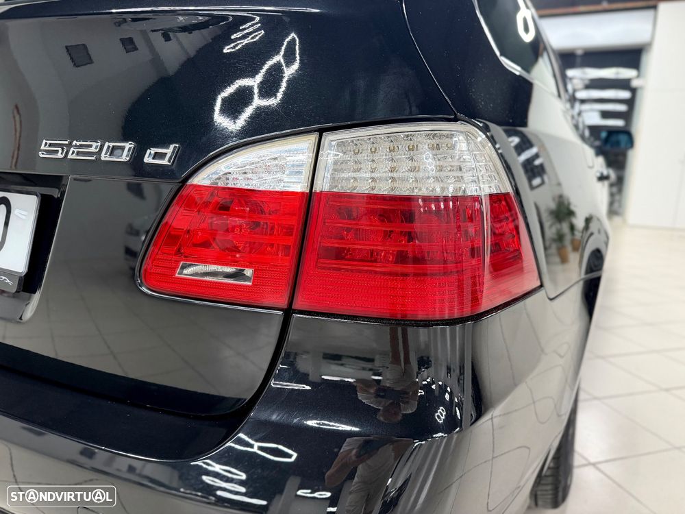 BMW 520 d Touring - 10