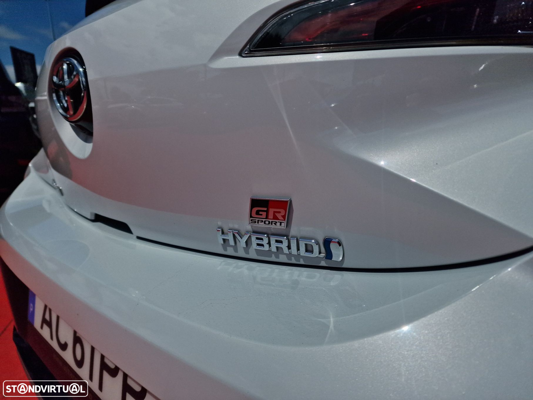 Toyota Corolla 1.8 Hybrid GR-Sport - 2