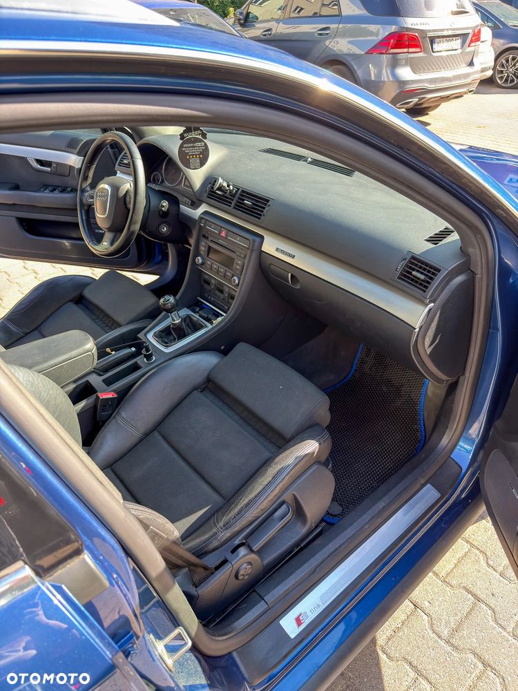 Audi A4 Avant 2.0 TDI DPF quattro S line Sportpaket (plus) - 16