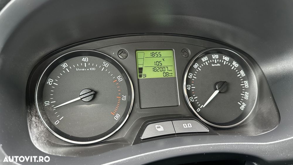 Skoda Fabia 1.2 TSI Ambiente Green tec - 12