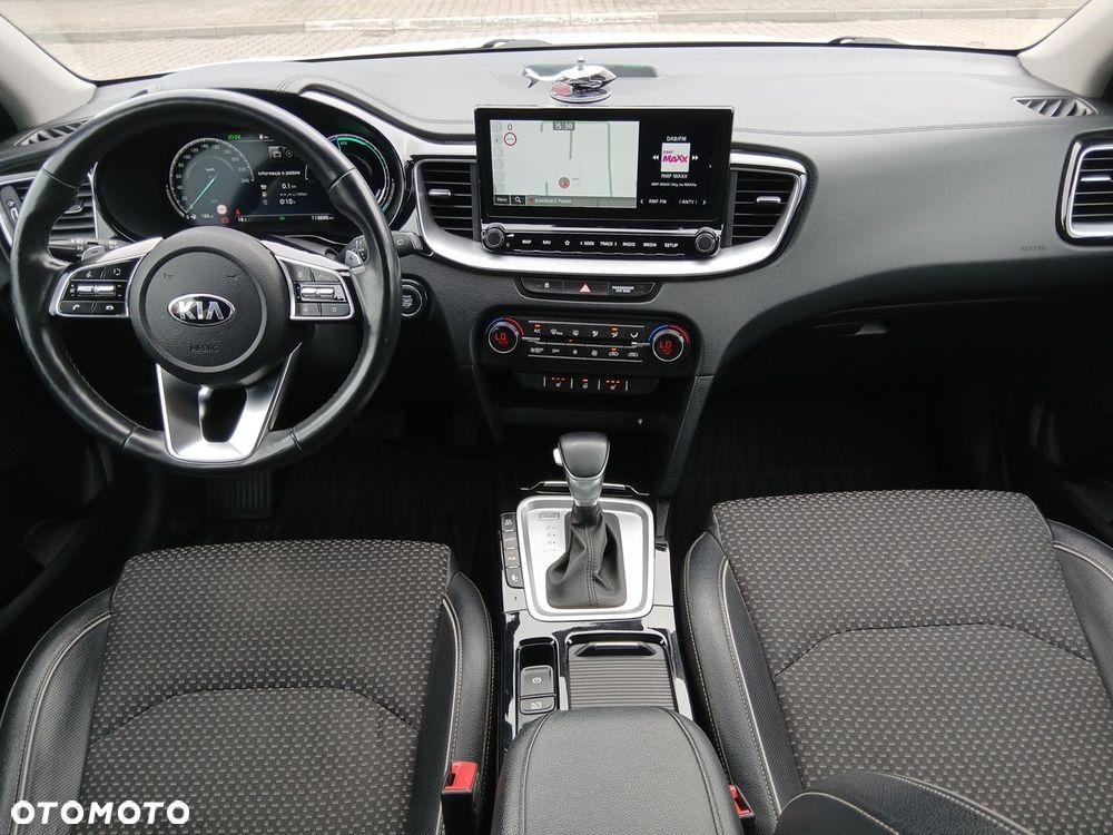 Kia XCeed 1.6 GDI PHEV L Business Line DCT - 34