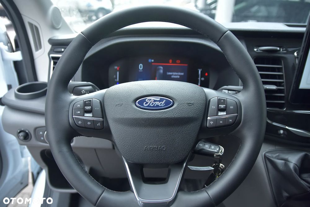 Ford Transit 2.0 EcoBlue 165KM M6 RWD TREND 350 WYWROTKA PODWÓJNA KABINA - 17