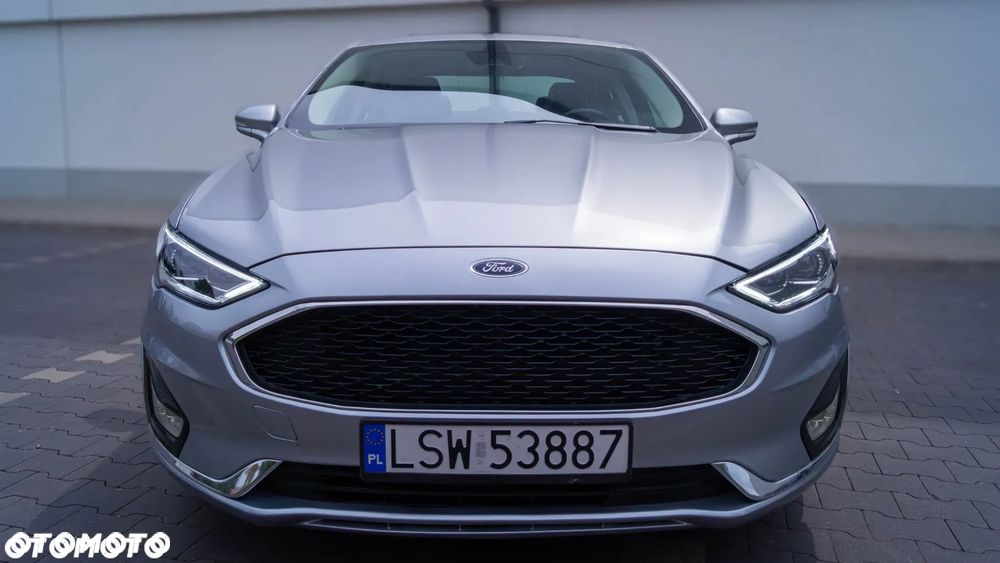 Ford Fusion - 21