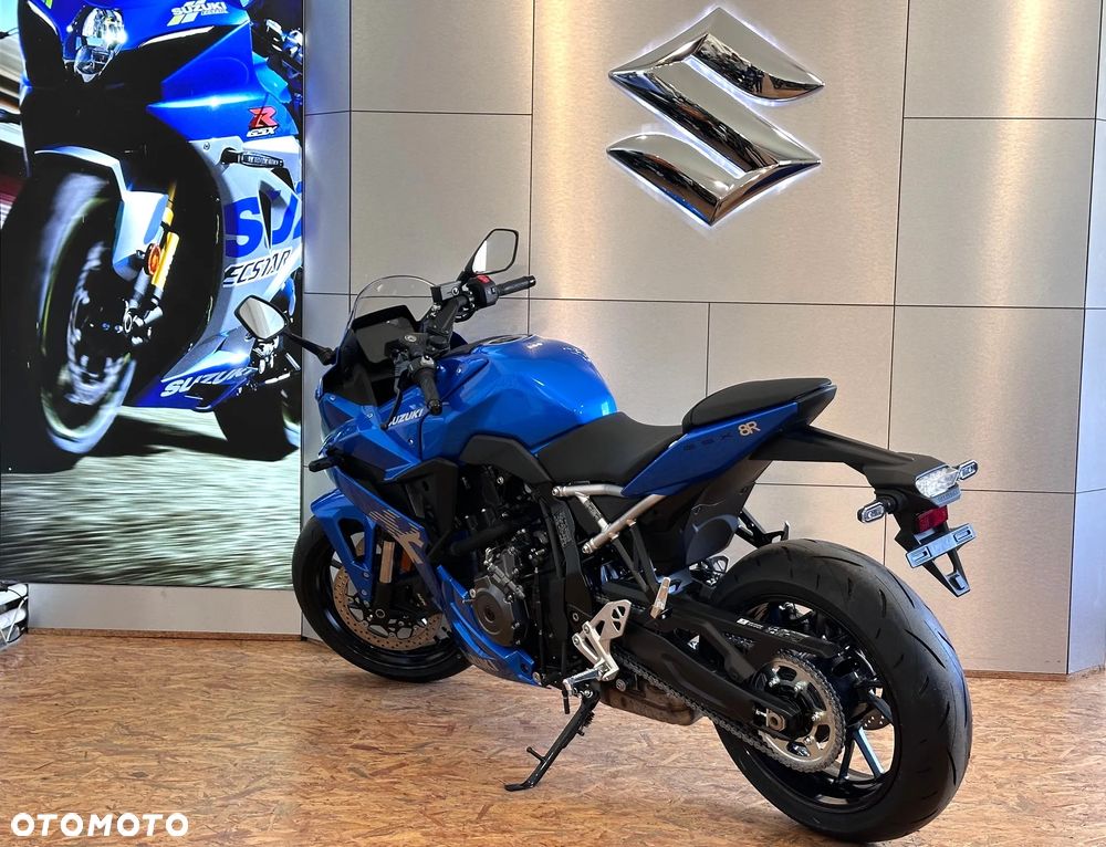 Suzuki GSX - 7