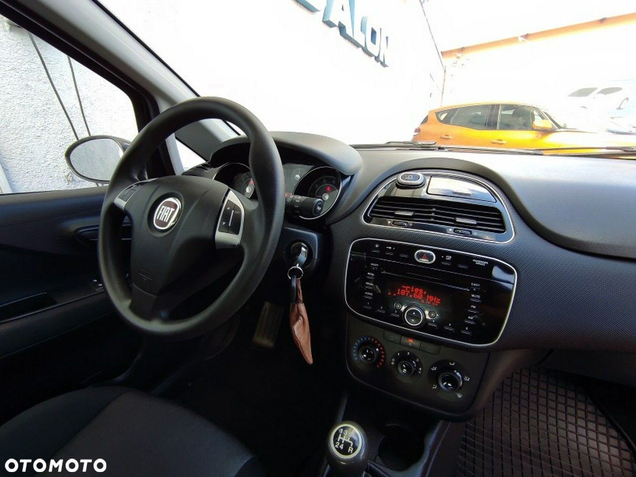 Fiat Punto - 12