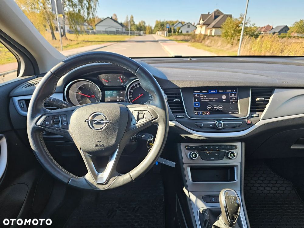 Opel Astra V 1.5 CDTI Edition S&S - 10