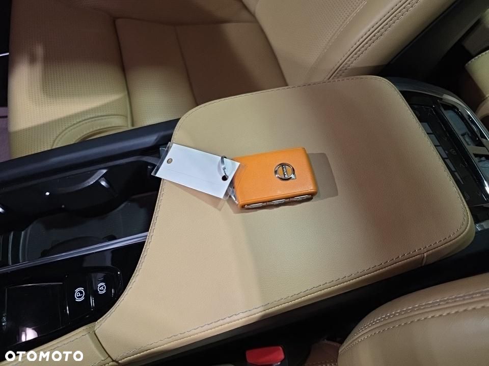 Volvo XC 90 T8 AWD Recharge Ultimate Dark - 17