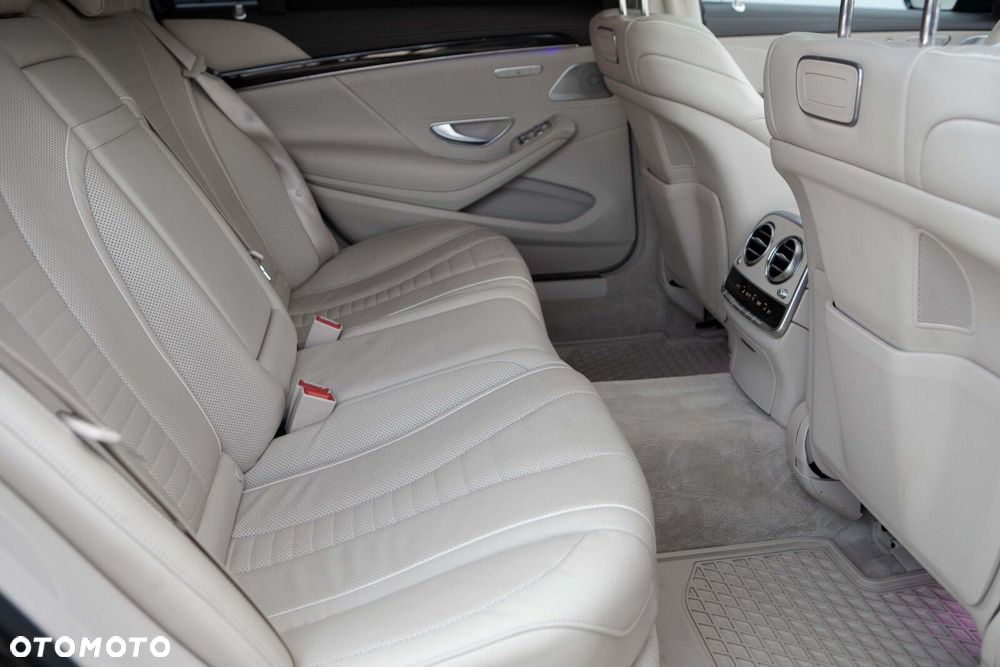 Mercedes-Benz Klasa S 400 d 4-Matic L 9G-TRONIC - 31