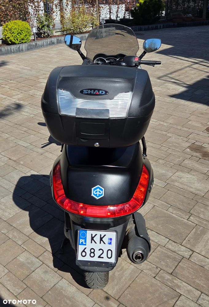 Piaggio Xevo - 4