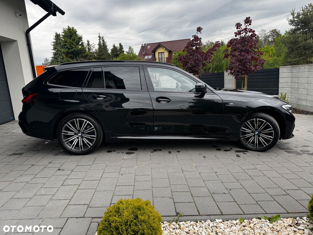 BMW Seria 3 330e xDrive M Sport - 10