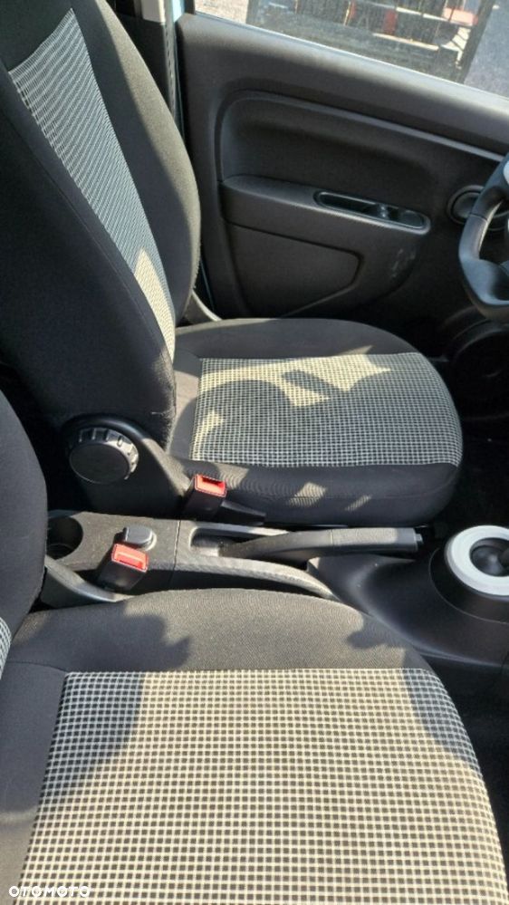 Renault Twingo - 19
