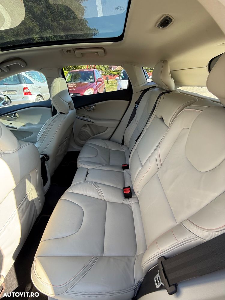 Volvo V40 D4 VEA Ocean Race - 17