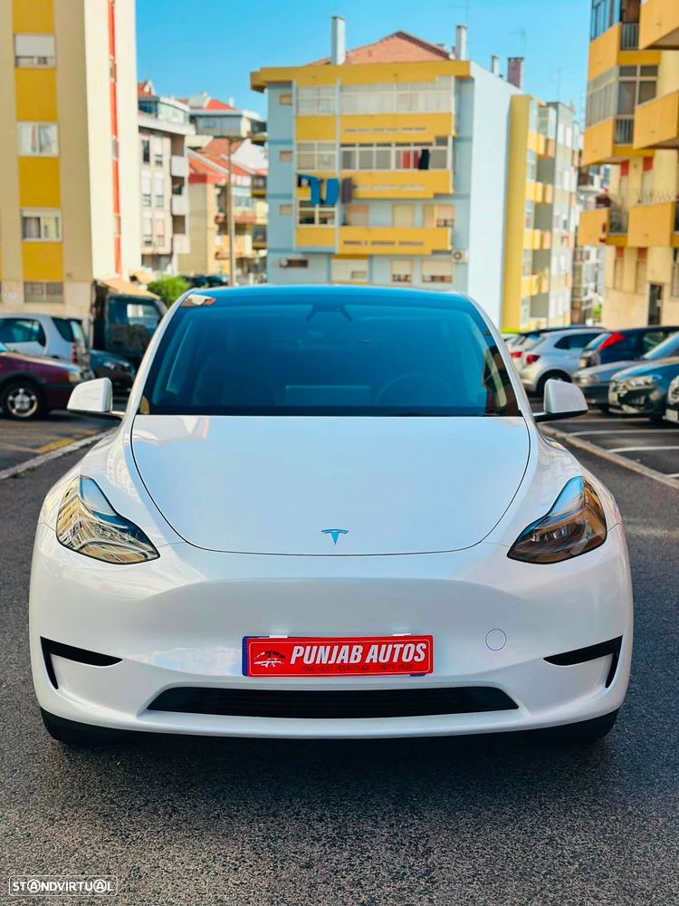 Tesla Model Y Standard - 2