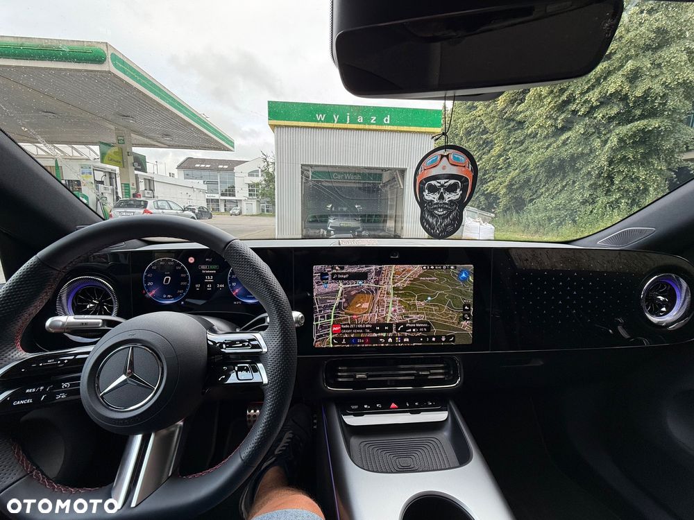 Mercedes-Benz CLA - 21