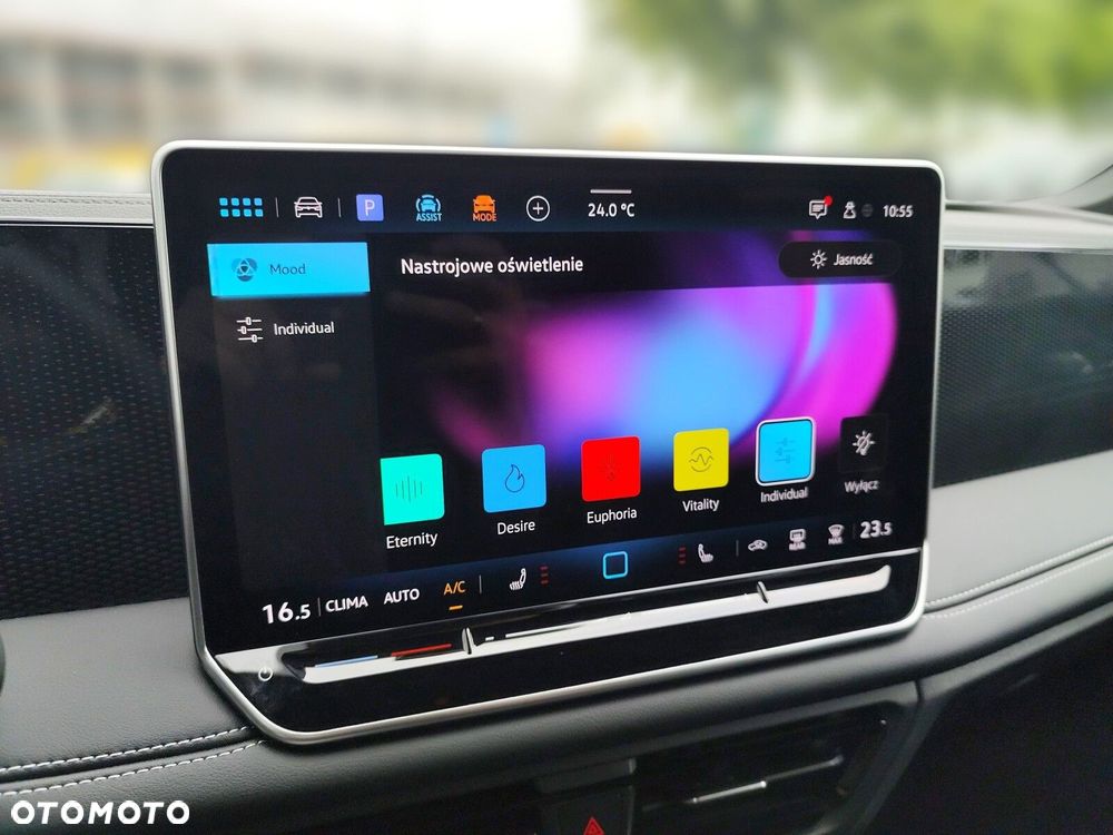 Volkswagen Tiguan 1.5 eTSI Life Plus DSG - 36