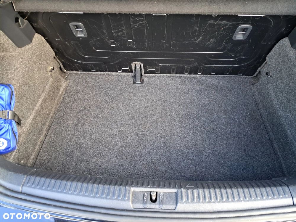 Volkswagen Polo 1.2 Comfortline - 11