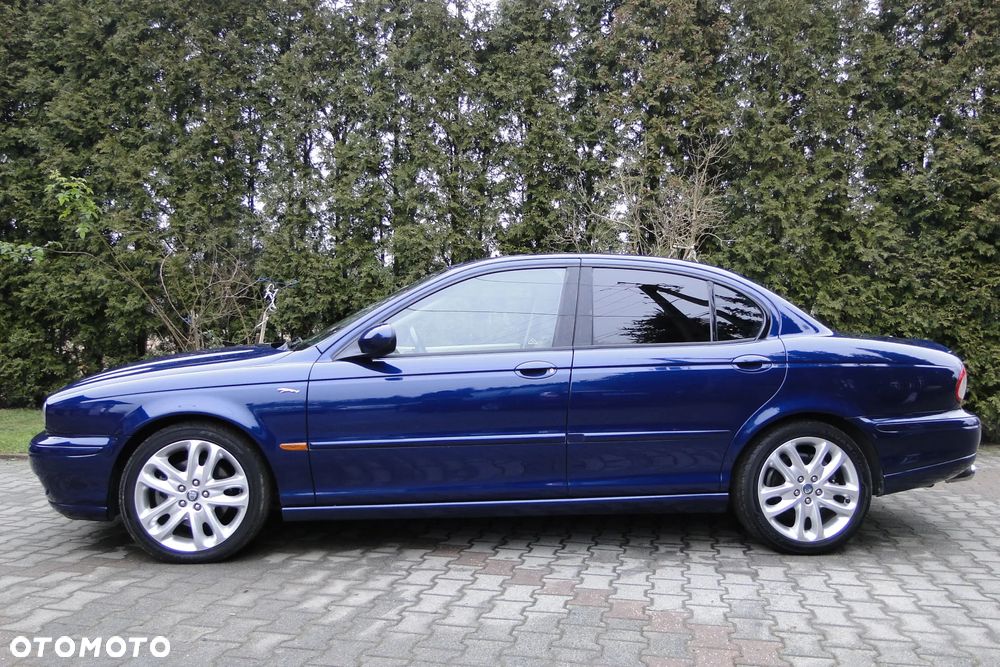 Jaguar X-Type 3.0 V6 4x4 Executive - 7