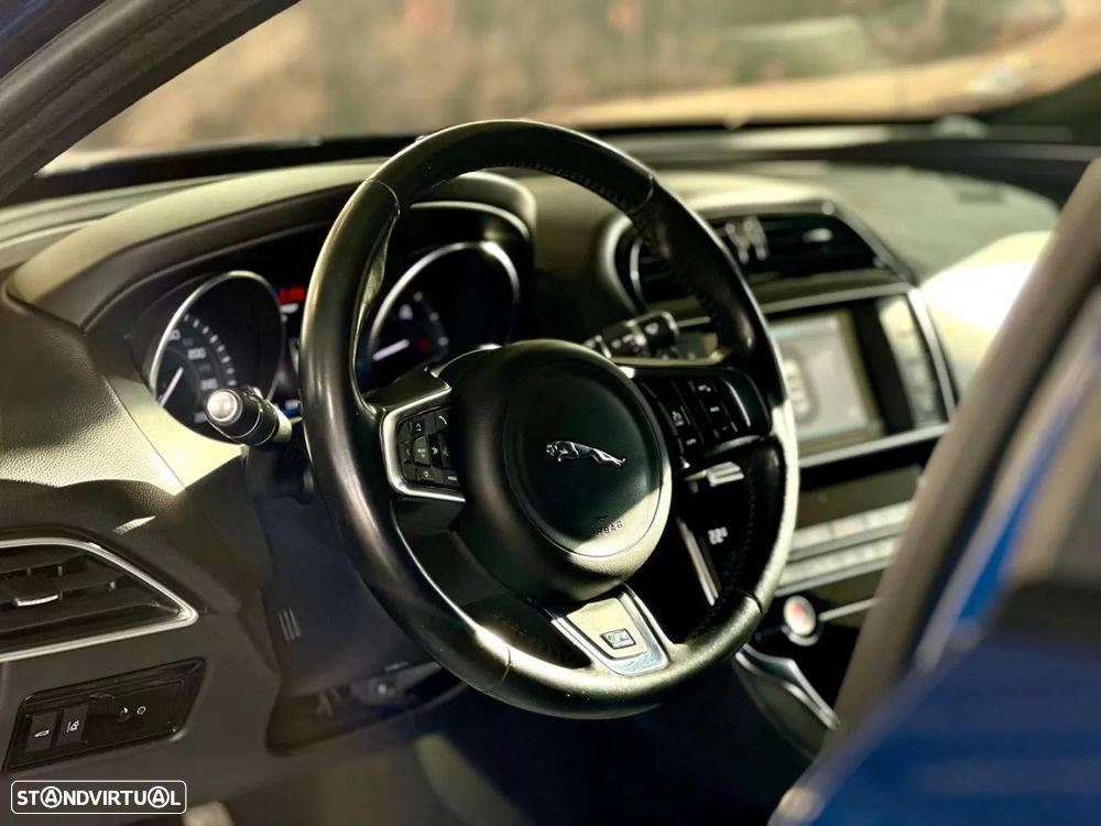 Jaguar XE 2.0 D R-Sport Aut. - 20