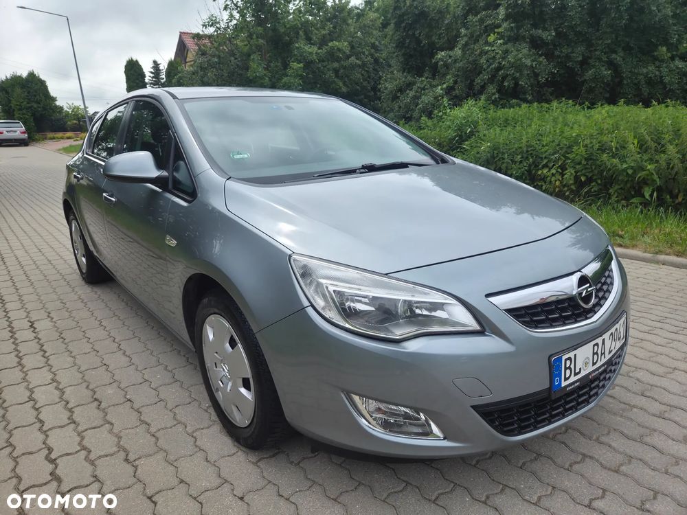Opel Astra 1.6 - 7