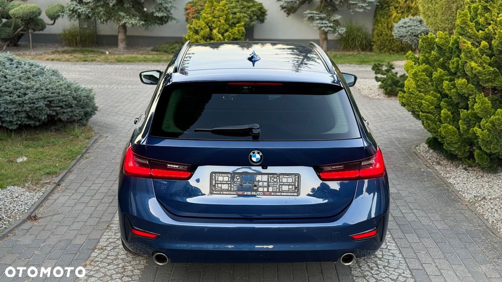 BMW Seria 3 318i - 7