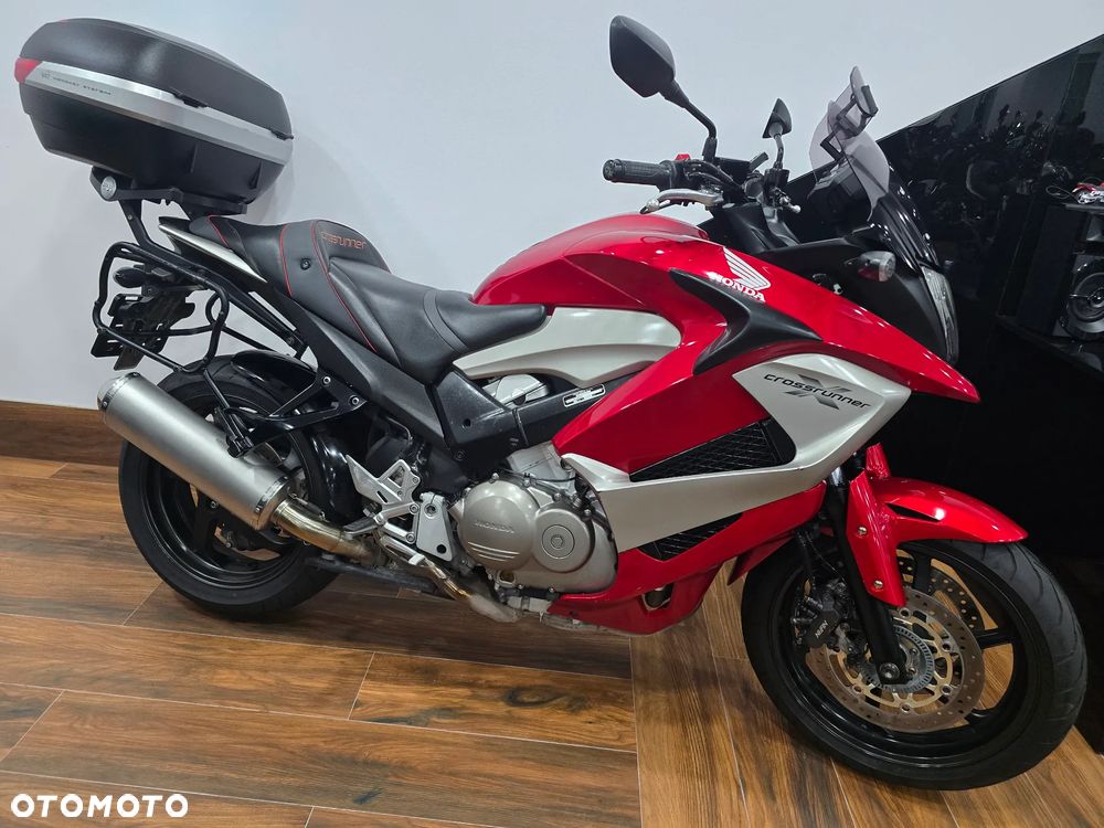 Honda VFR - 1