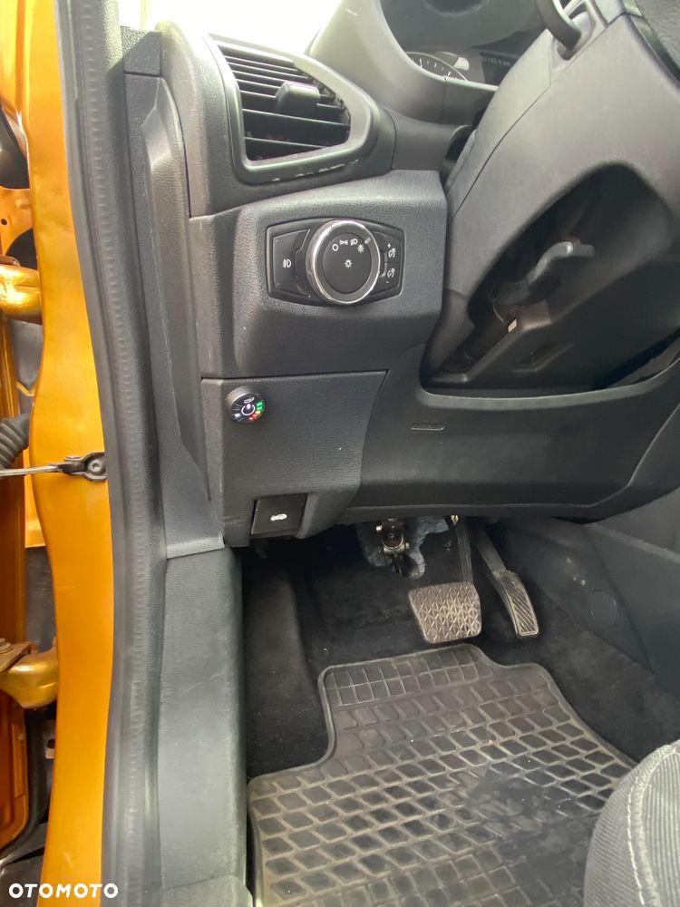 Ford EcoSport - 4