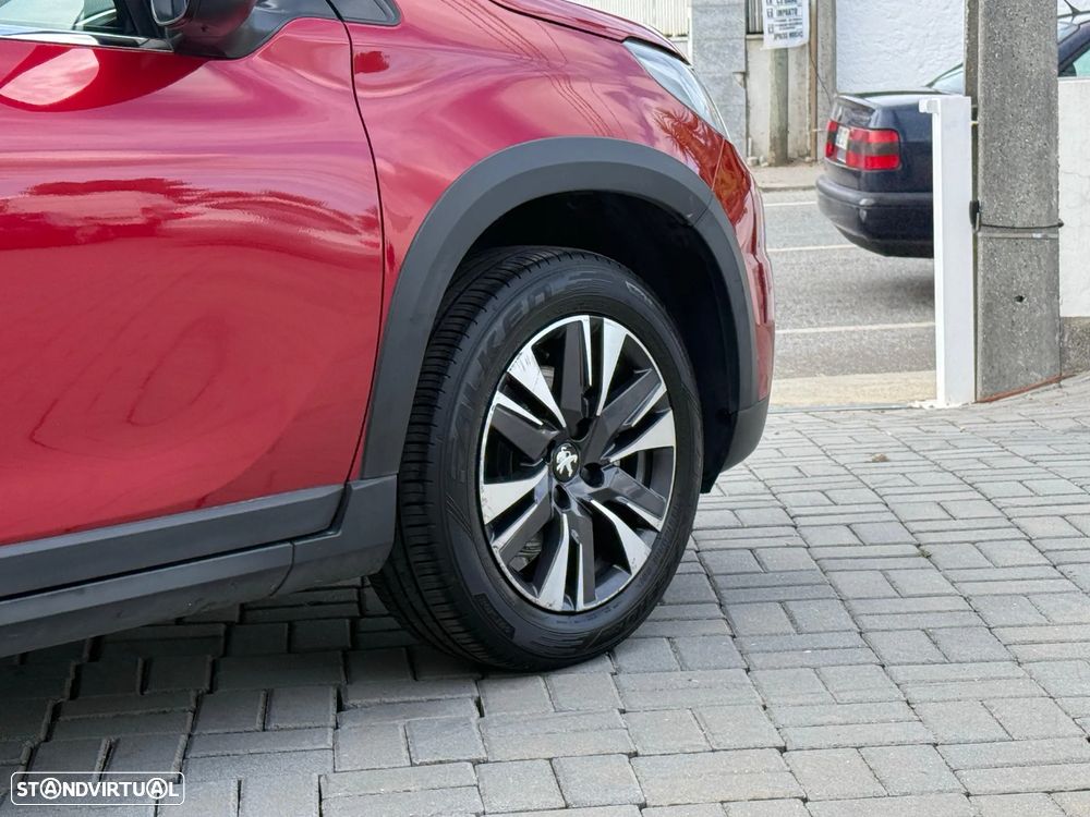 Peugeot 2008 1.2 PureTech Allure - 15