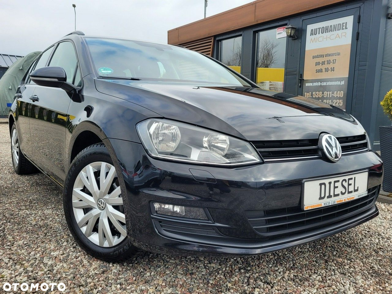 Volkswagen Golf - 25
