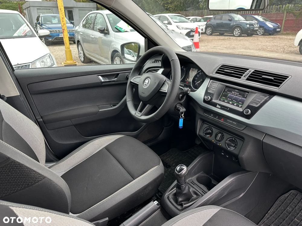 Skoda Fabia - 16
