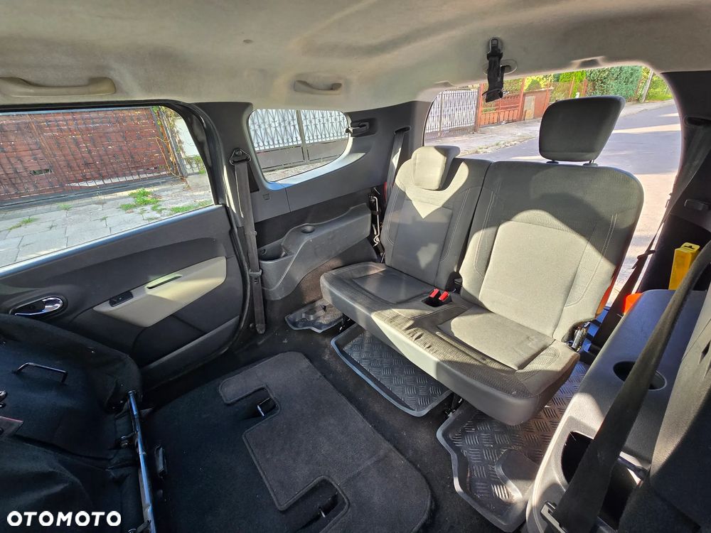 Dacia Lodgy 1.2 TCe Prestige - 13