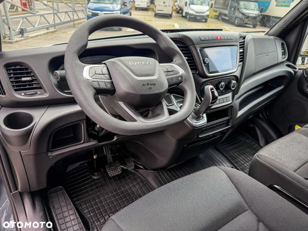 Iveco Daily 35S16HA8 V - Furgon L3H2 2.3 silnik od ręki GSC Gorzów - 19