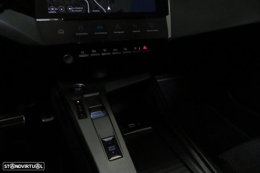 Peugeot 308 1.6 Hybrid GT e-EAT8 - 21