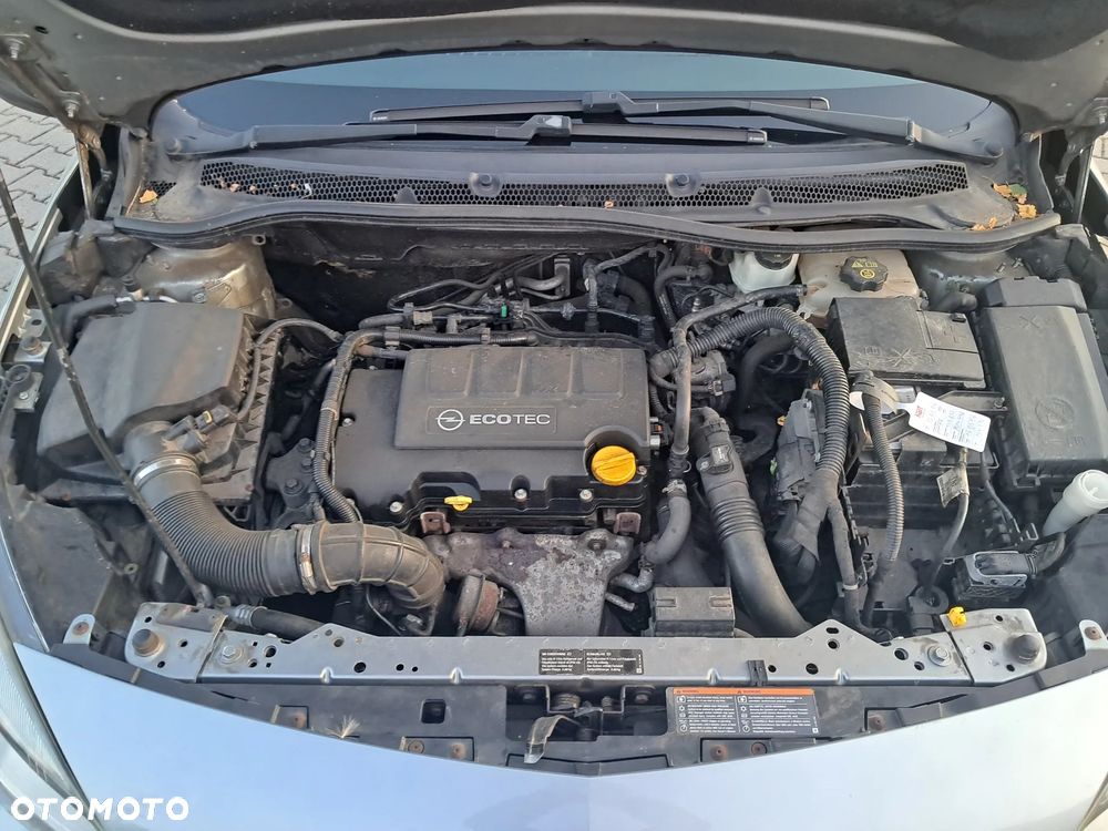Opel Astra 1.4 Turbo Innovation - 4