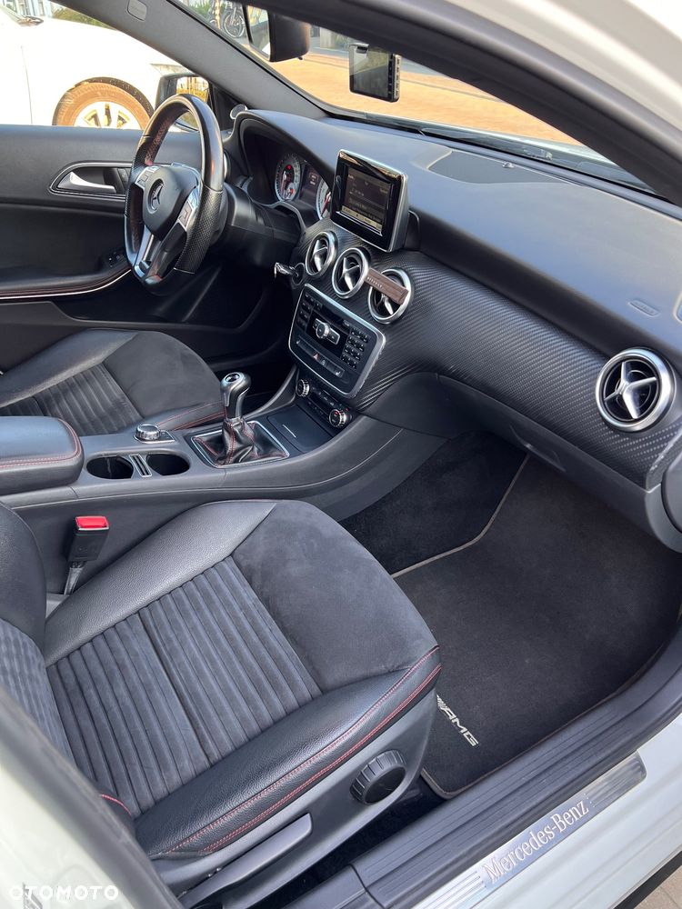 Mercedes-Benz Klasa A 180 AMG Line - 20