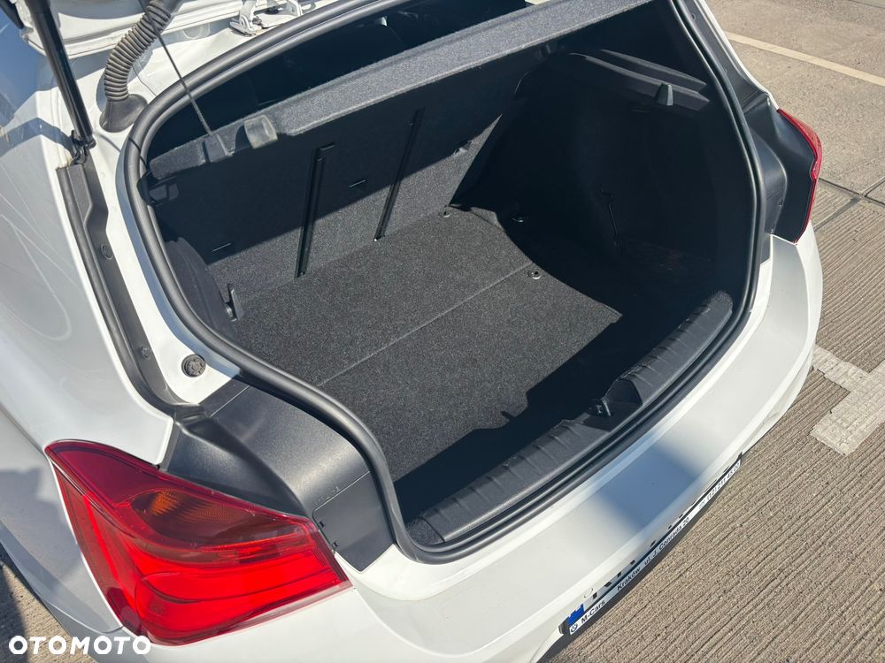BMW Seria 1 118i M Sport - 26