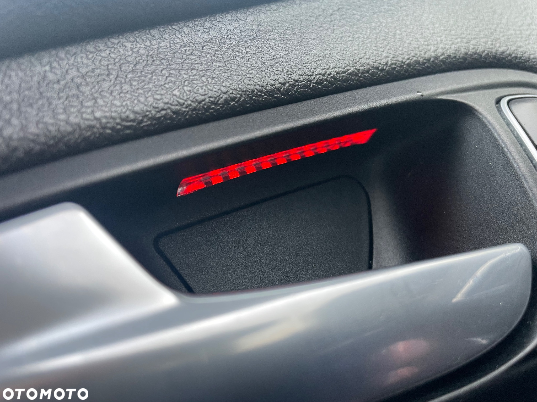Ford Kuga 1.5 EcoBoost 2x4 Titanium - 32