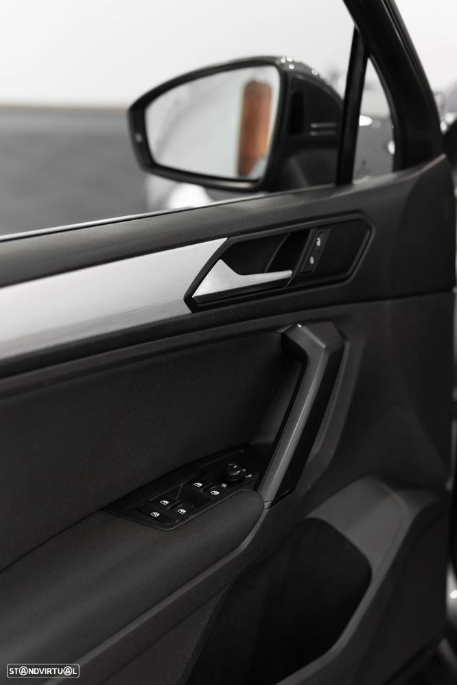 VW Tiguan 2.0 TDI Confortline - 26