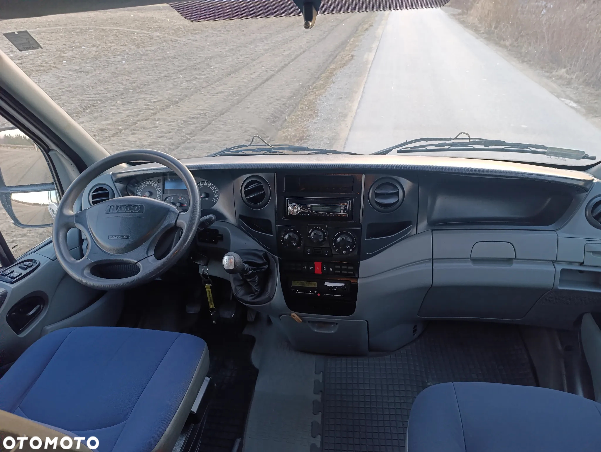 Iveco 35C18 - 15