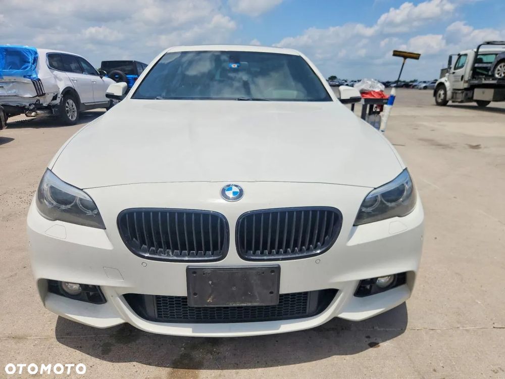 BMW Seria 5 528i xDrive Sport-Aut - 5