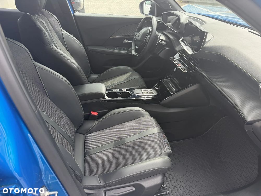 Peugeot 2008 - 7
