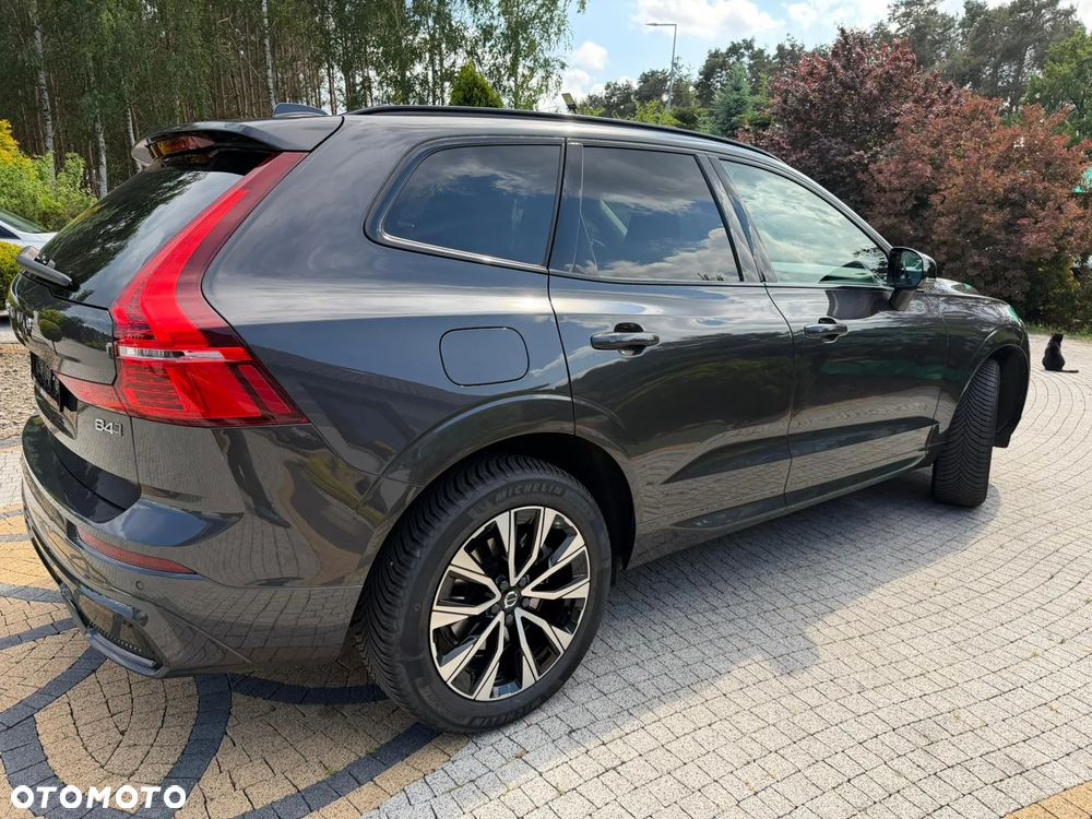 Volvo XC 60 B4 D Ultimate Dark - 6
