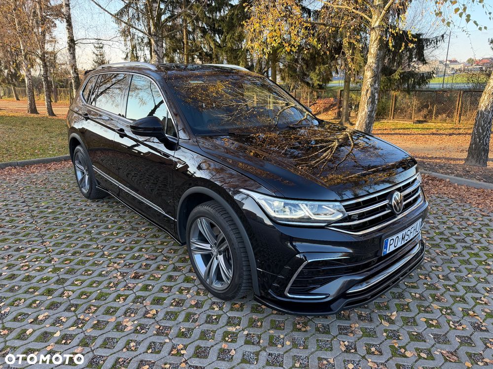 Volkswagen Tiguan 2.0 TDI SCR 4MotION DSG R-Line - 11